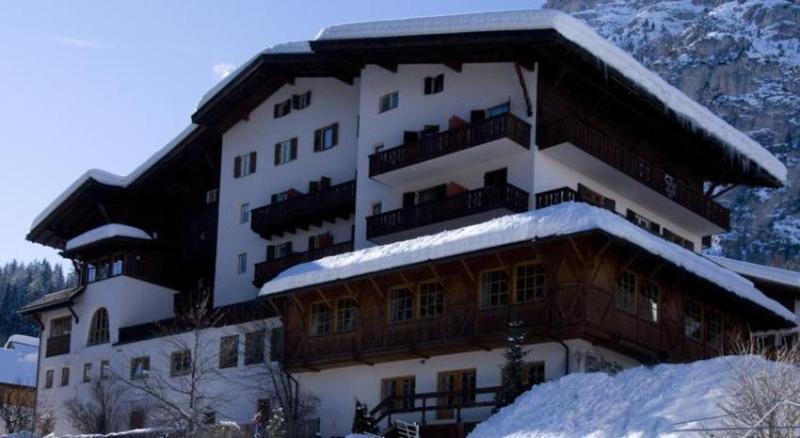 Hotel Dolomiti La Villa  Extérieur photo