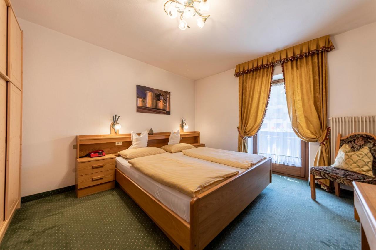 Hotel Dolomiti La Villa  Extérieur photo