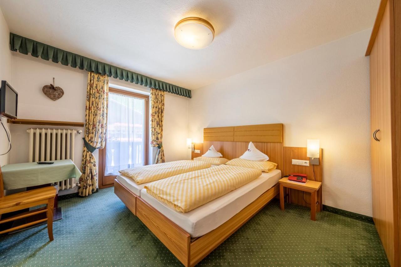 Hotel Dolomiti La Villa  Extérieur photo