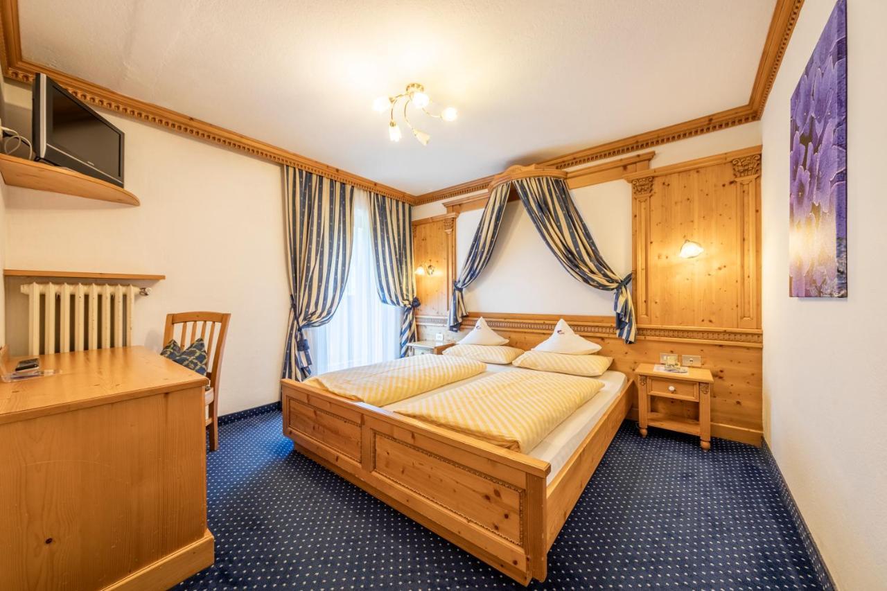 Hotel Dolomiti La Villa  Extérieur photo